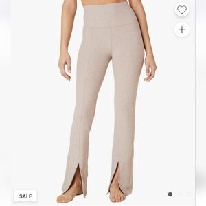 BEYOND YOGA make the cut pants
